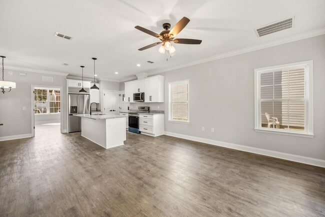 Building Photo - 1460 Willow Bend Way