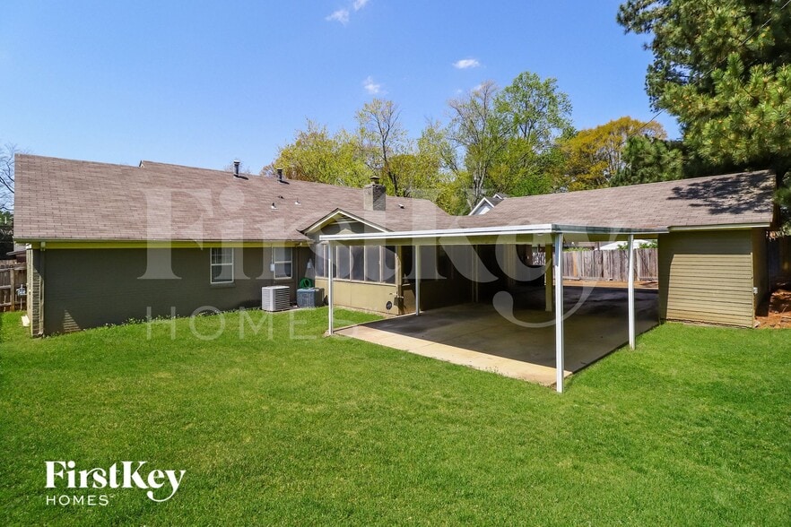 Building Photo - 2082 Leichester Ln