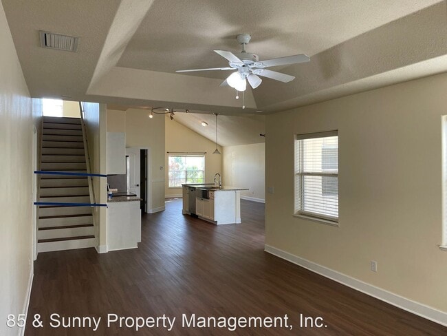 Building Photo - 5 br, 2 bath House - 5361 Somerville Dr