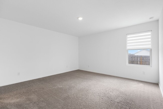 Building Photo - 9126 Selene Pl