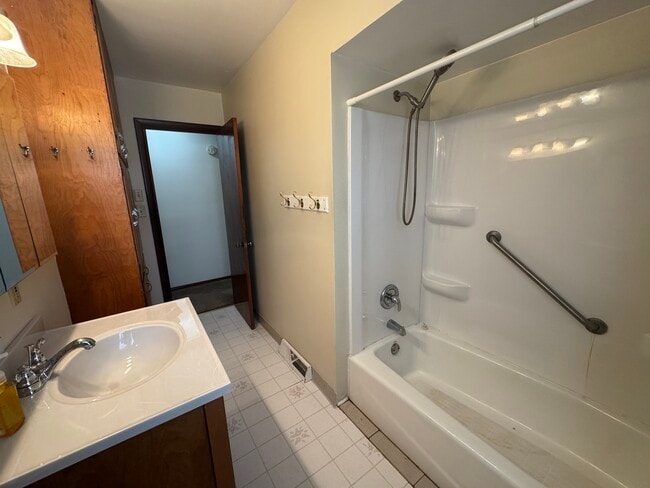 Building Photo - 26316 US-45