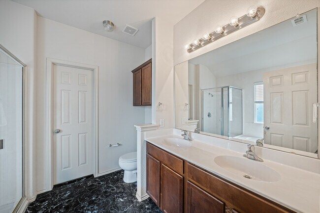 Building Photo - 3500 Savage Springs Dr
