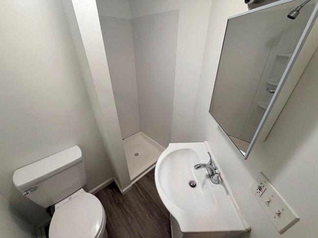 Building Photo - 280 4th St