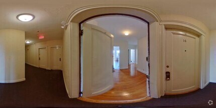 Building Photo - bedroom in Boston MA 02135