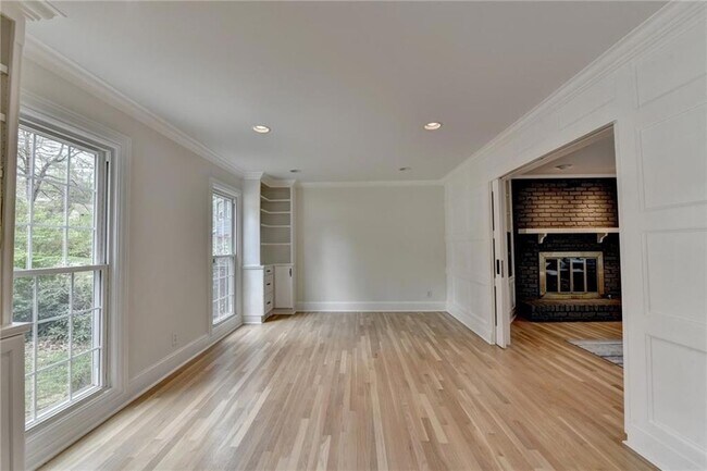 Building Photo - 3914 Granger Dr