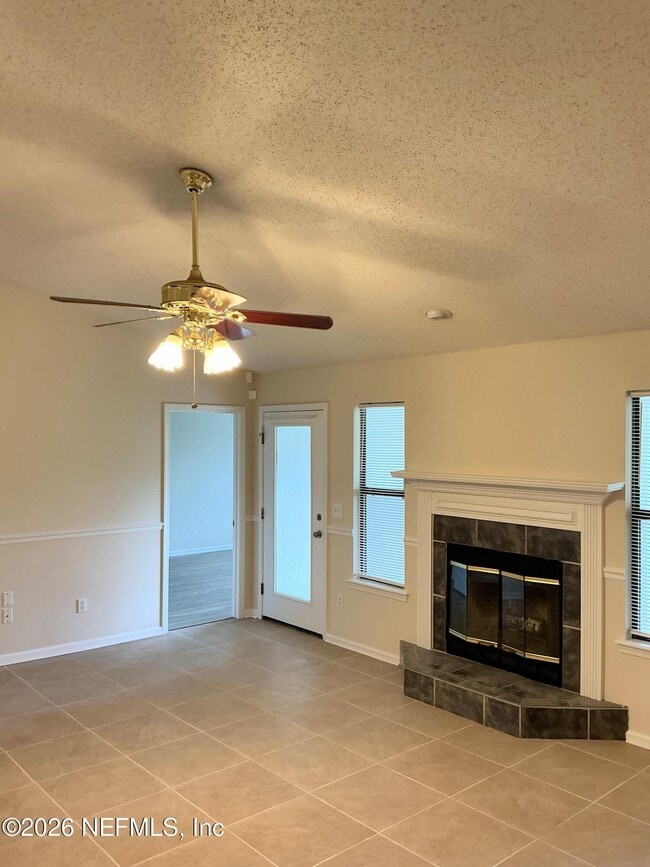 Building Photo - 2892 Golden Pond Blvd
