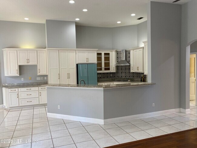 Building Photo - 7849 Rittenhouse Ln