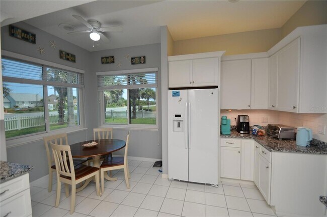 Building Photo - 7094 N Ocean Shore Blvd