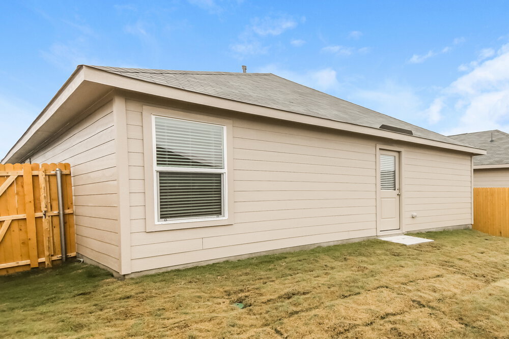 Building Photo - 1028 Calley Pear Trl