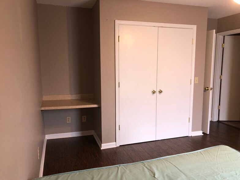 Bedroom 2 - 1366 Hunters Rd