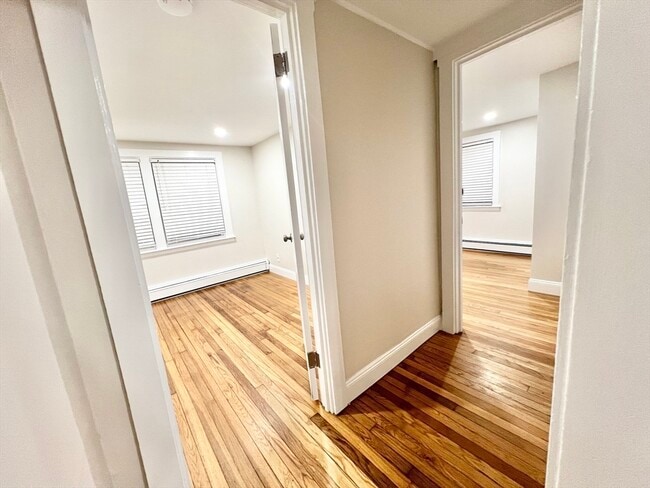 Building Photo - 4 Kilby St