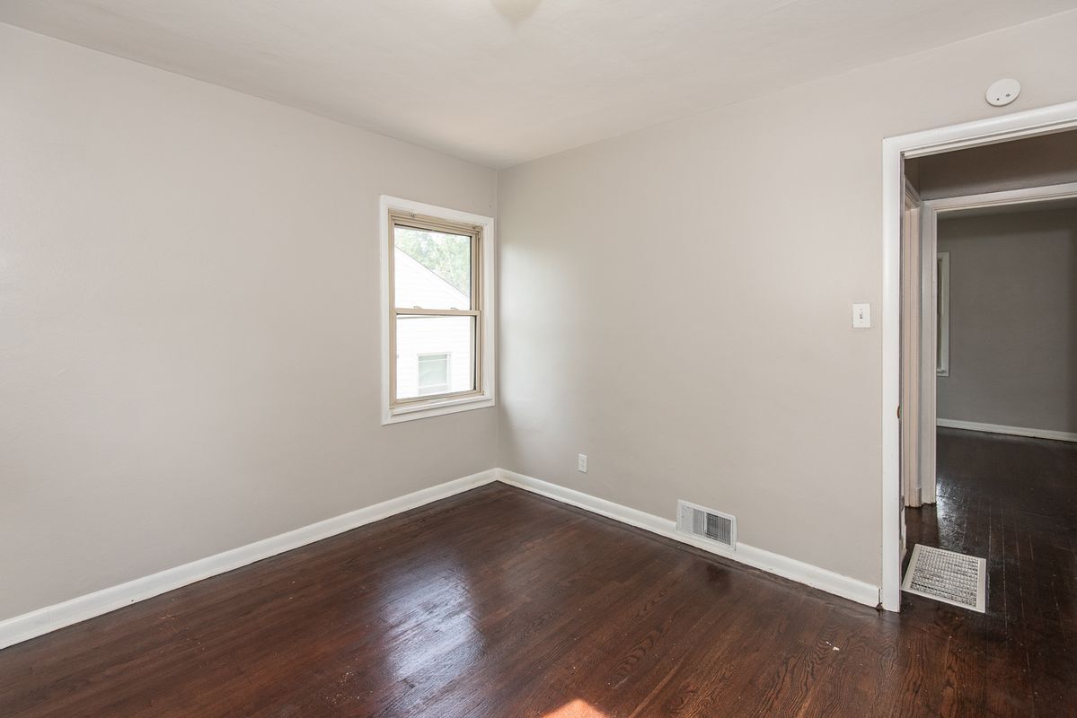 Building Photo - 320 Millman Dr