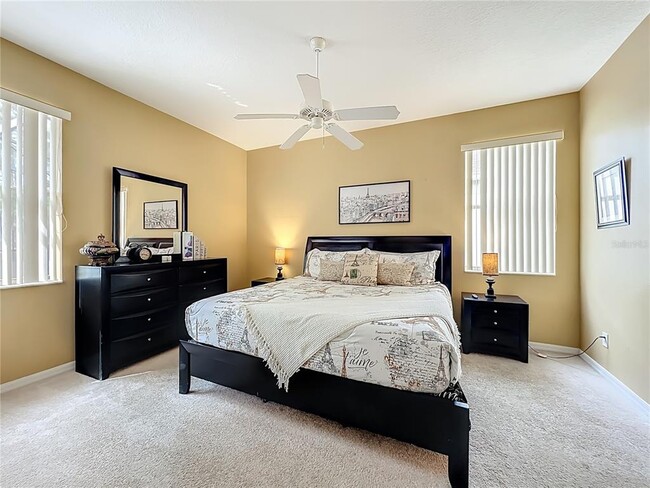 Building Photo - 520 Orista Dr