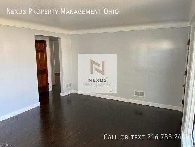 Building Photo - 4003 Woodway Ave