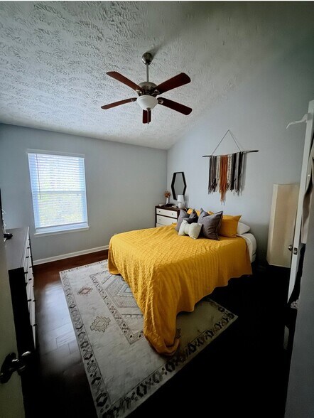 Building Photo - 2509 Slaydon Dr