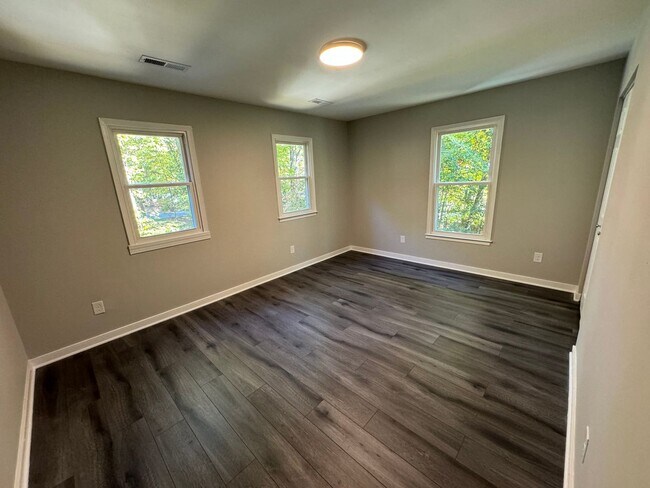 Building Photo - 1707 Choate Pl
