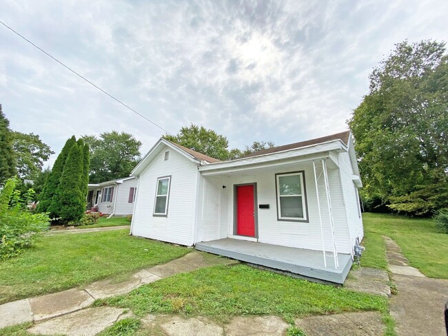 Building Photo - Home on Market