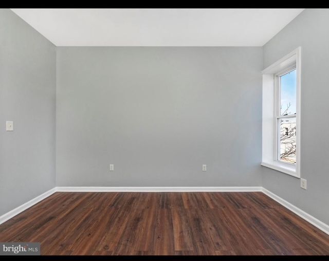 Building Photo - 420 N Collington Ave