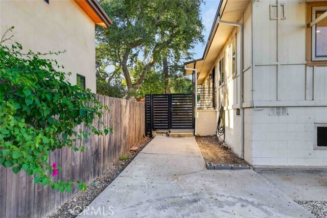 Building Photo - 6944 Beckett St
