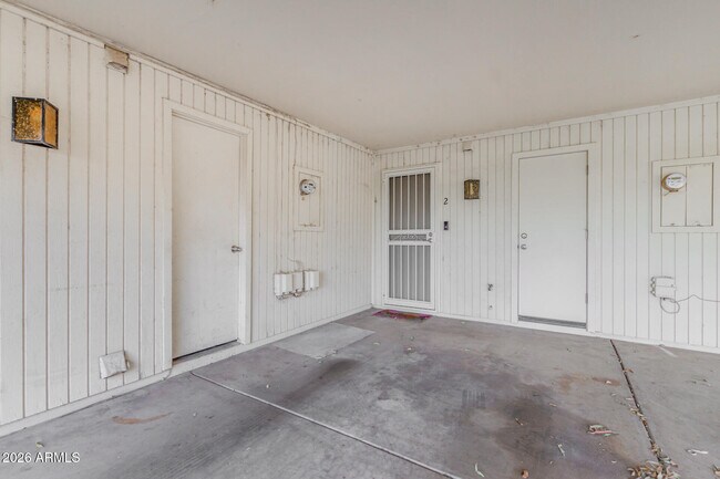 Building Photo - 8641 S 51st St