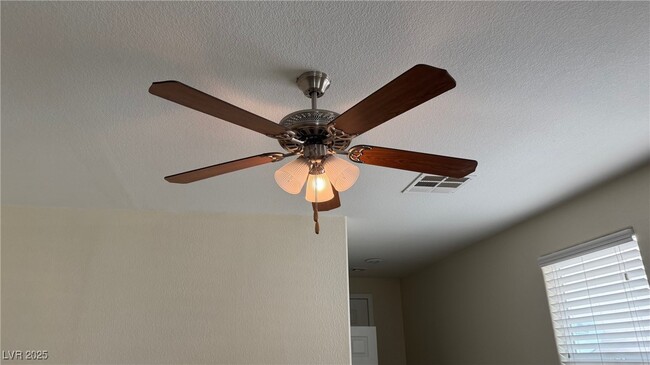 Building Photo - 10110 Poppy Plant St