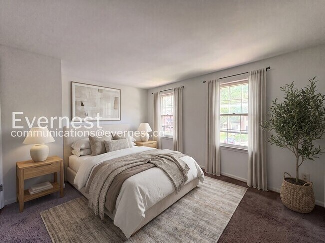 Building Photo - 2 Bed/2 Bath Town Home with Modern Amenities / Vouchers Accepted / Available Now!