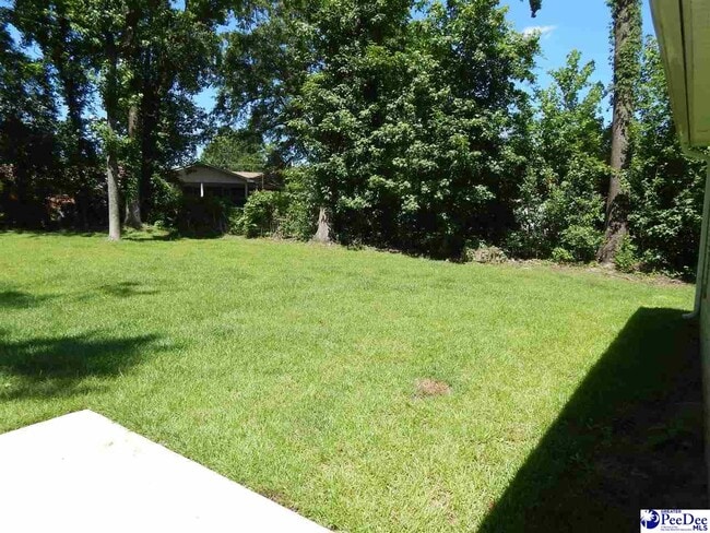 Building Photo - 154 N Lakewood Dr