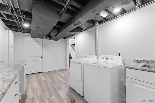 Building Photo - 25161 Meridian Rd