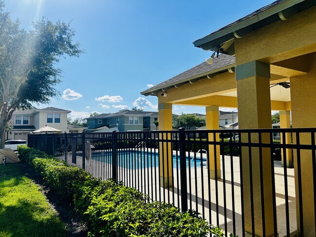Building Photo - 2060 Cypress Bay Blvd