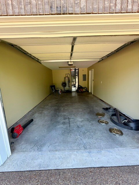 Building Photo - 3909 Charlotte Ave