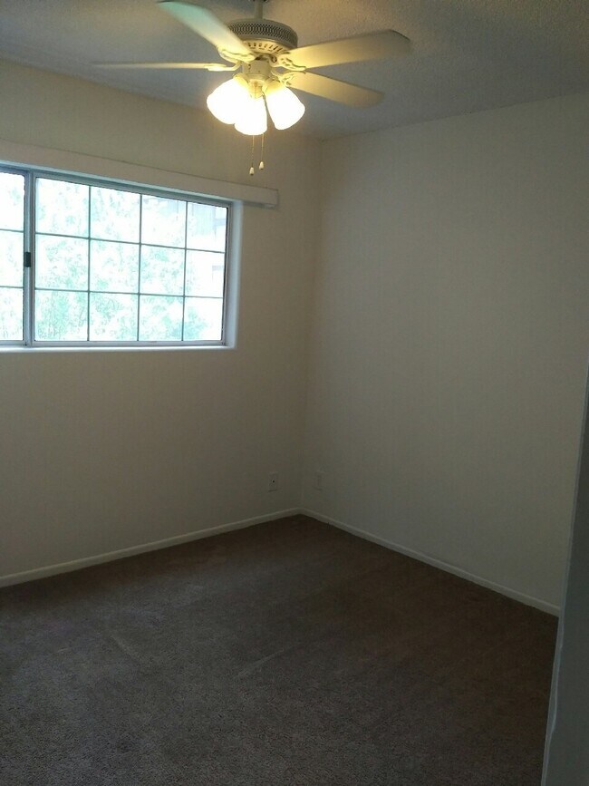 Building Photo - 12848 Bloomfield St