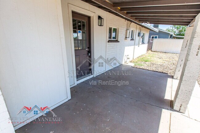 Building Photo - 6415 E Aspen Ave