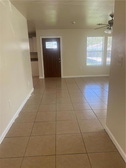 Building Photo - 7854 Star St