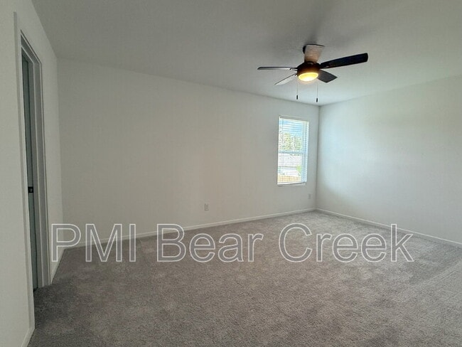 Building Photo - 25777 John Wayne Dr