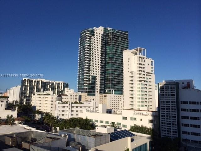 Building Photo - 1800 Collins Ave