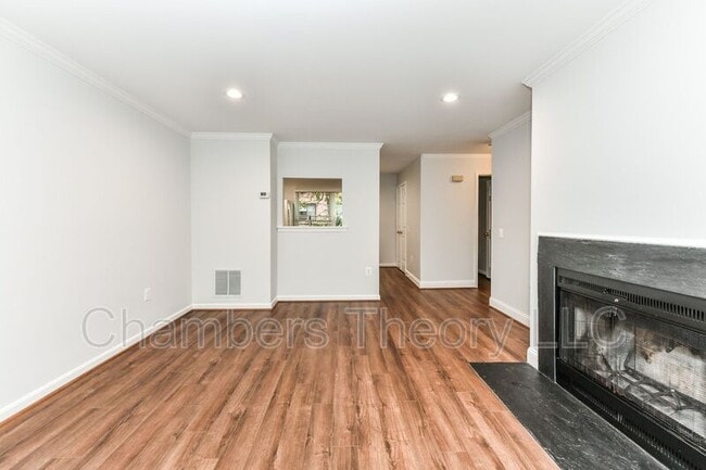 Building Photo - 6857 Washington Blvd