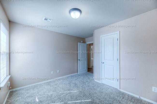 Building Photo - FOR LEASE | Jenks | $2200 Rent