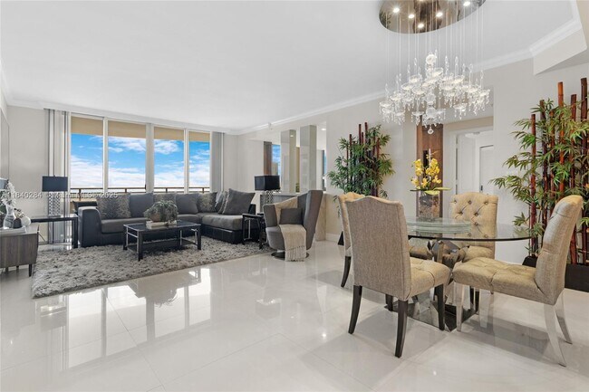 Primary Photo - 848 Brickell Key Dr