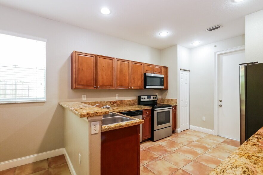 Building Photo - 20743 SW 91st Ct