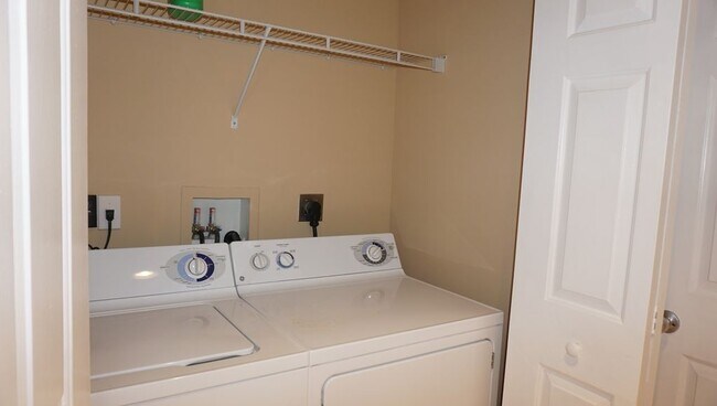 Building Photo - 700 E Boynton Beach Blvd