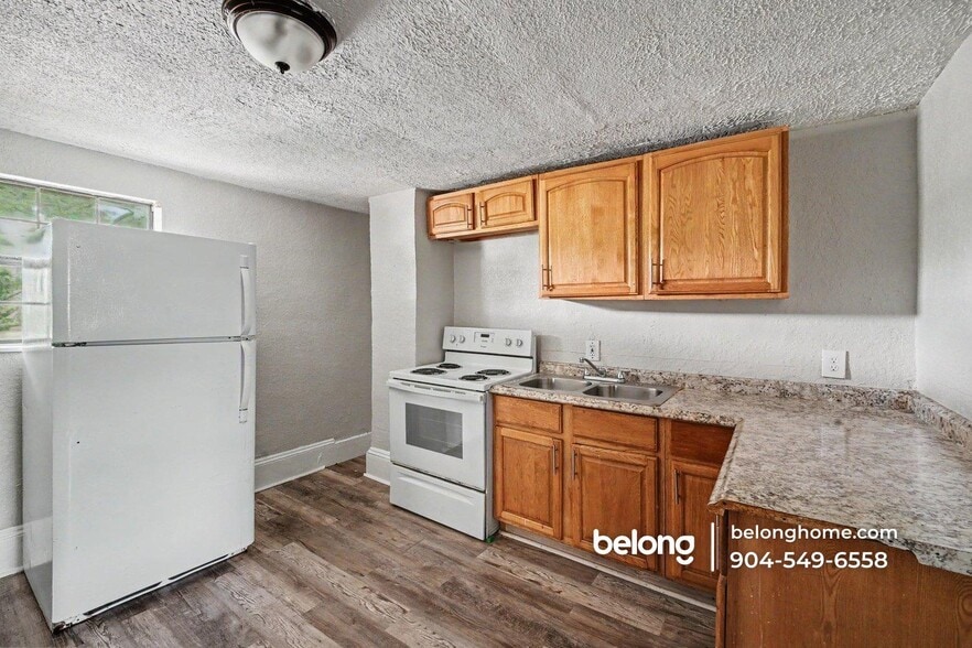 Building Photo - 1131 Grothe St