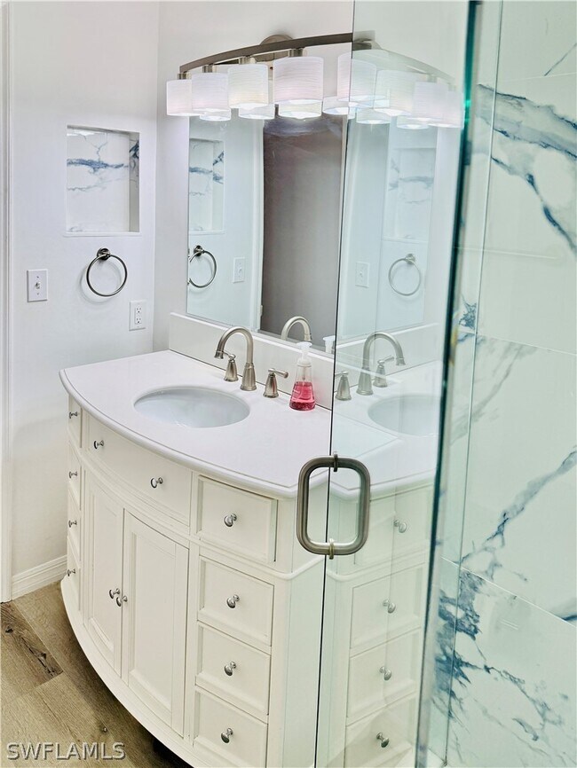 Building Photo - 2750 Kings Lake Blvd