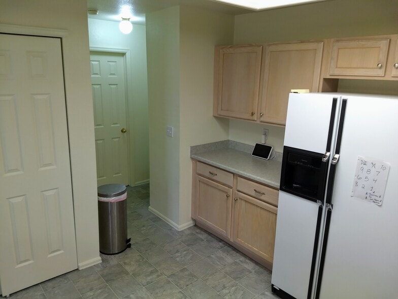 Chef's Dream Kitchen - 5016 Prairie Grass Ln