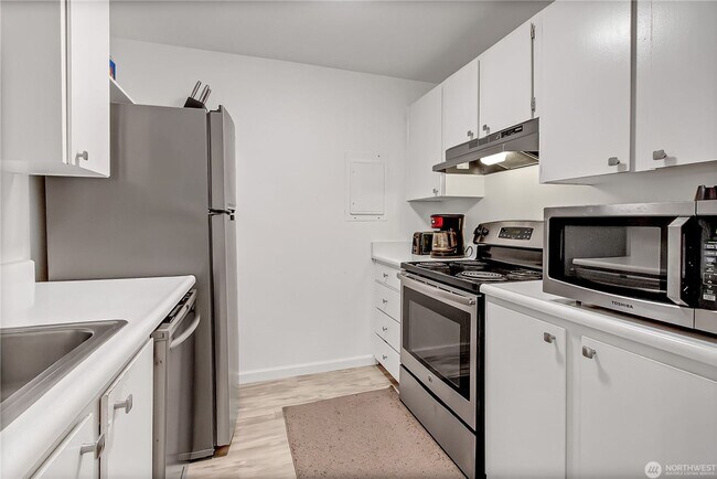 Building Photo - 419 S 325th Pl