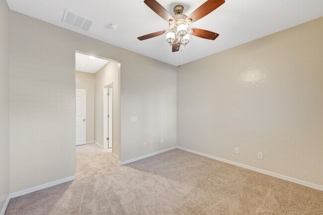 Building Photo - 4 Bedroom Home in Silverstone Ranch / No Rear Neighbors!