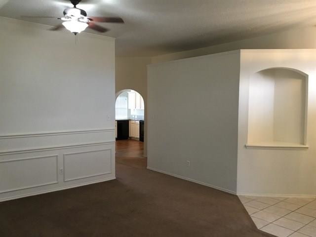 Building Photo - 5628 Creekhollow Dr