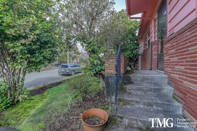 Building Photo - 1 BD Portland Living in the Heart of Richmond!