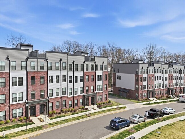 Building Photo - 13353 Coalfield Station Ln