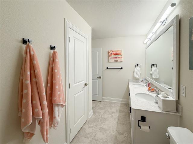 Building Photo - 1308 Redbrick Ln