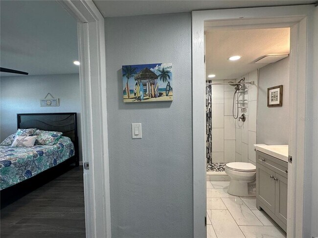 Building Photo - 300 64th Ave